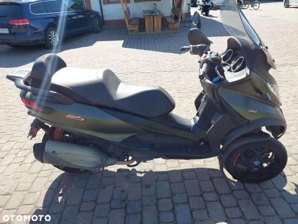 Piaggio MP-3 - 6
