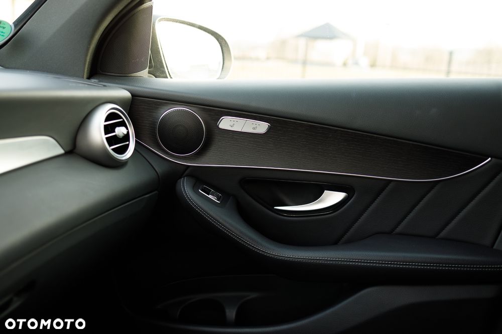 Mercedes-Benz GLC 300 de 4Matic 9G-TRONIC AMG Line Plus - 18