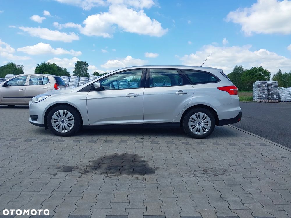 Ford Focus 1.5 TDCi Trend - 13