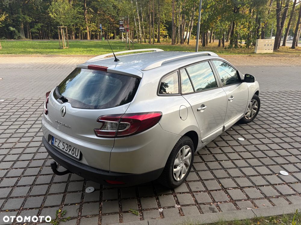 Renault Megane 1.6 16V Authentique - 5