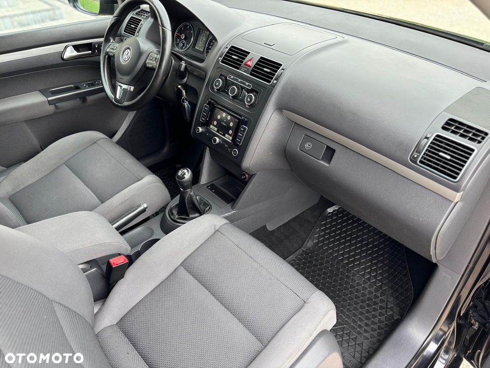 Volkswagen Touran 1.6 TDI DPF Life - 24