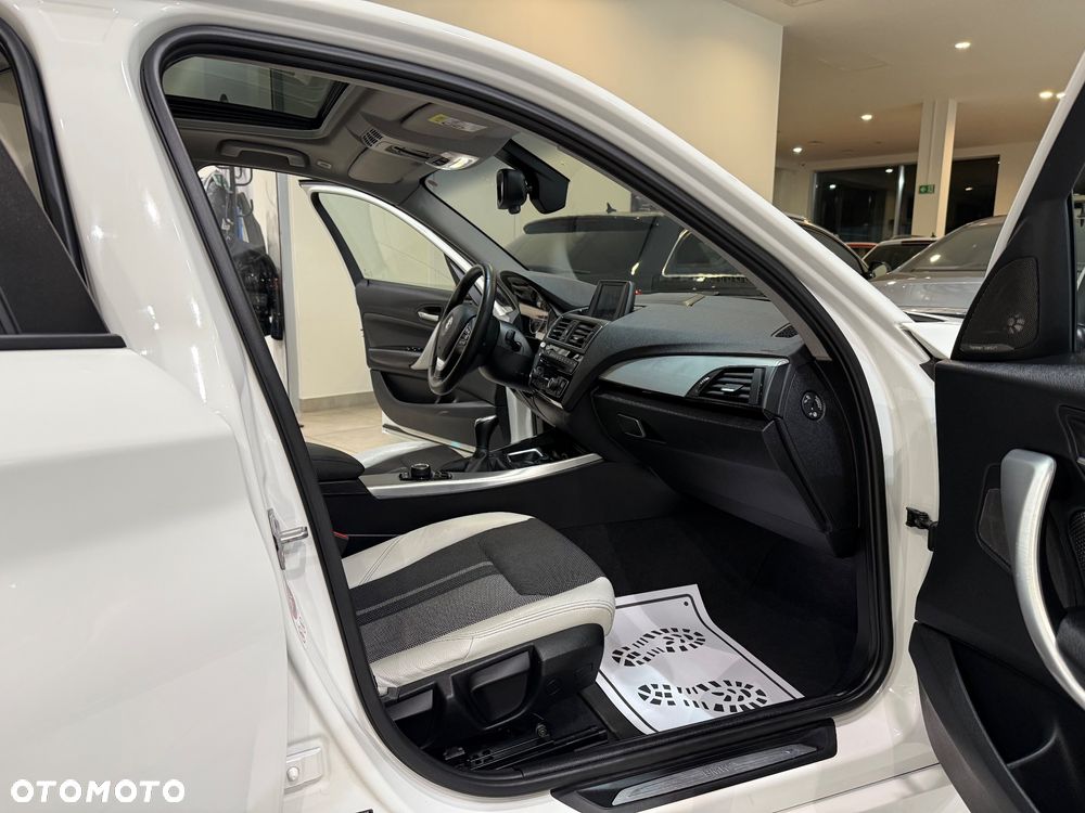 BMW Seria 1 118i Urban Line - 32