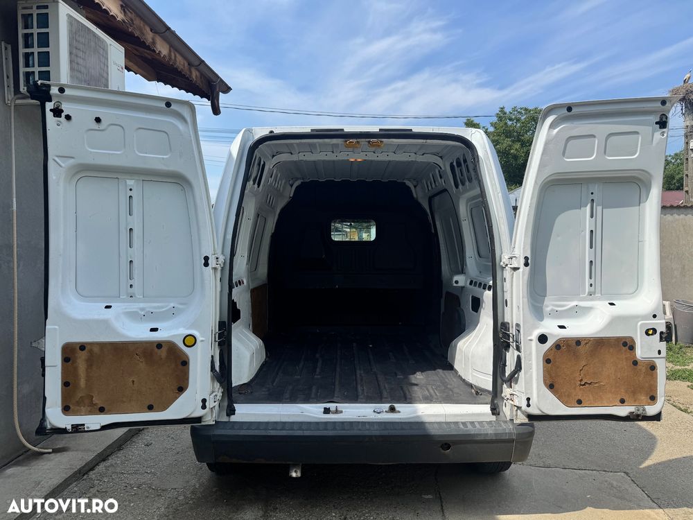 Ford Transit Connect - 11