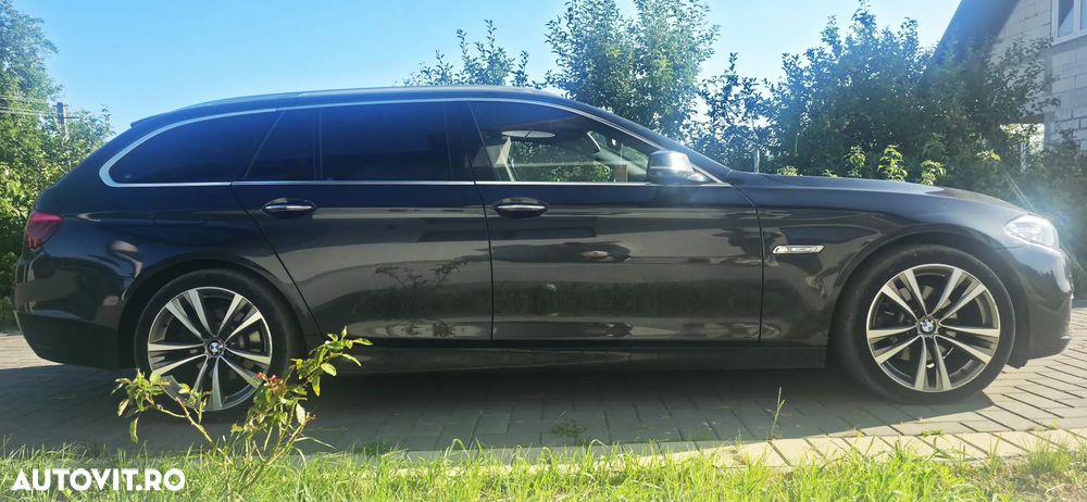 BMW Seria 5 520d xDrive AT - 18