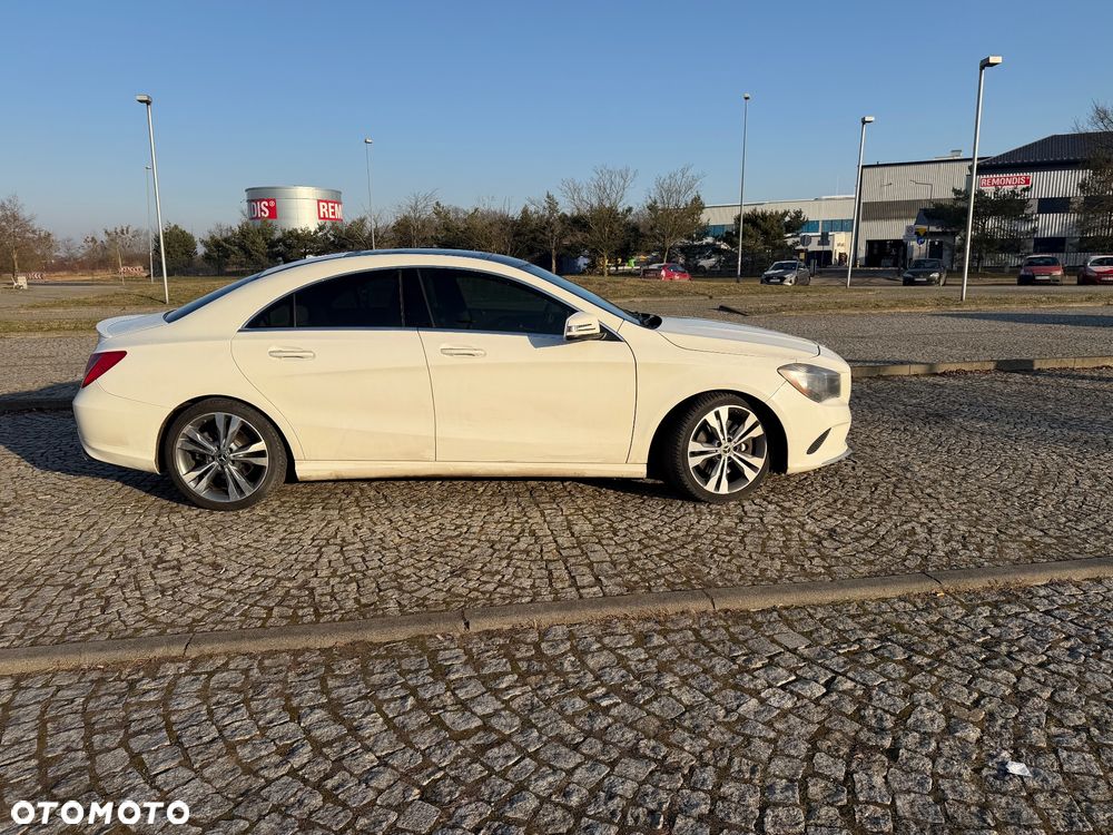 Mercedes-Benz CLA 250 7G-DCT - 8