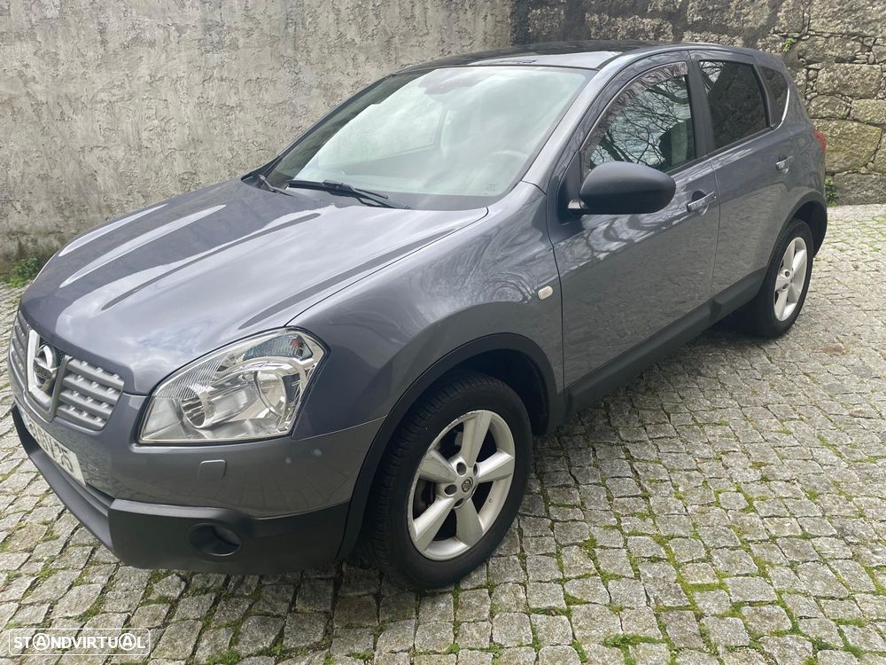 Nissan Qashqai - 1