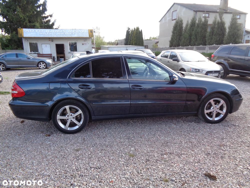 Mercedes-Benz Klasa E 200 CDI Elegance DPF - 6