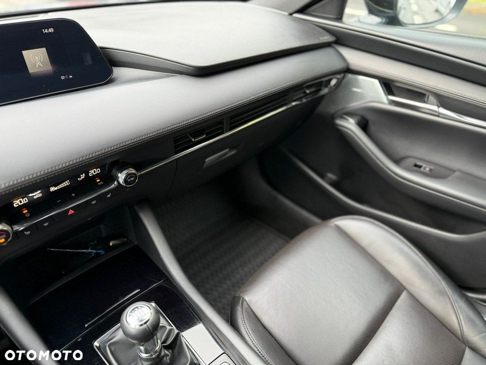Mazda 3 e-SKYACTIV-X AWD 186 M HYBRID EXCLUSIVE-LINE - 27