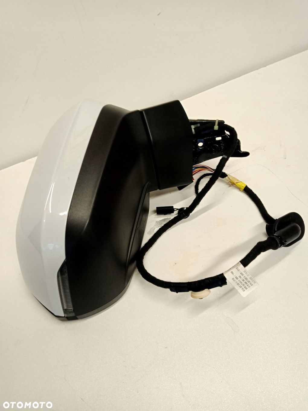 LUSTERKO PRAWE AUDI Q3 83A 142  16 PIN  FOTOCHROM  ASYSTENT EUROPA LS9R - 6