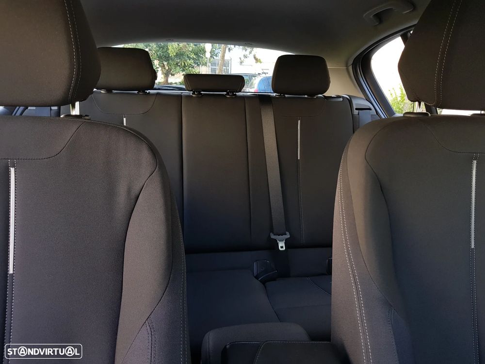 BMW 118 d xDrive Line Sport - 35