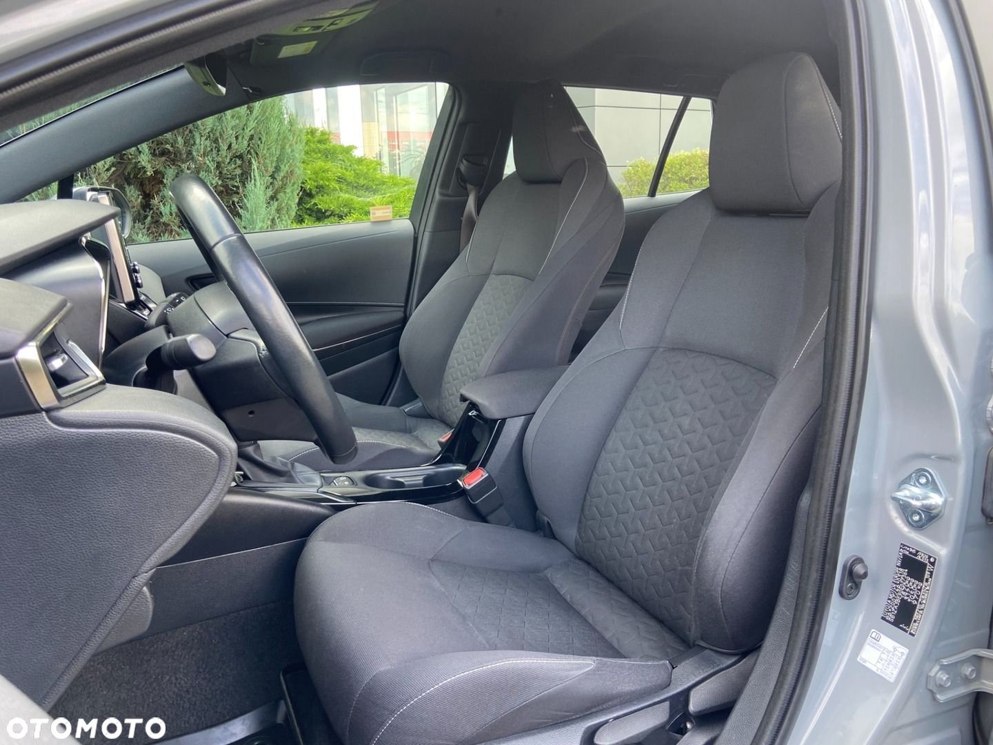 Toyota Corolla - 12