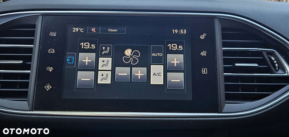 Peugeot 308 1.2 PureTech Allure S&S - 22