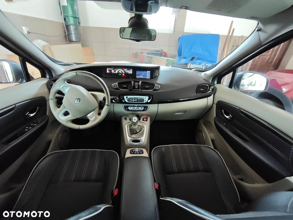 Renault Scenic 1.6 dCi Energy Privilege S&S - 5