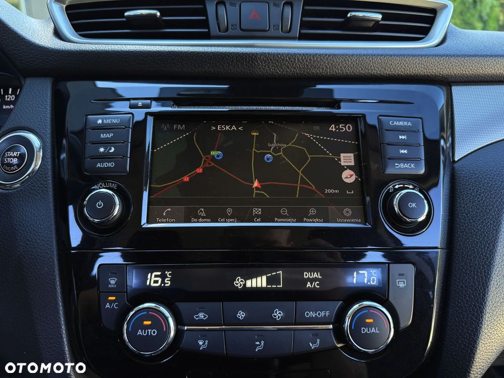 Nissan Qashqai 1.3 DIG-T N-Connecta EU6d - 25