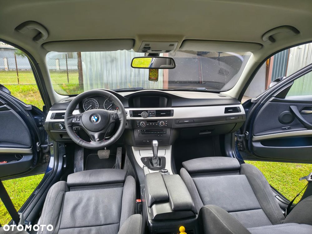BMW Seria 3 318d DPF - 24