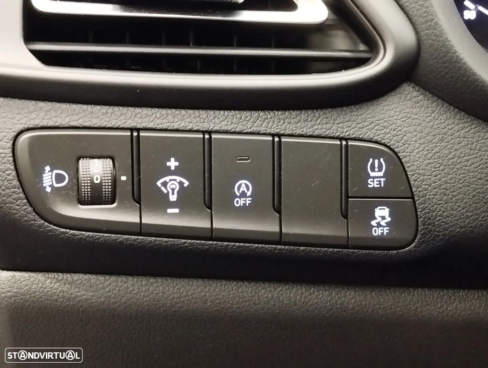 Hyundai i30 1.6 CRDI STyle - 18