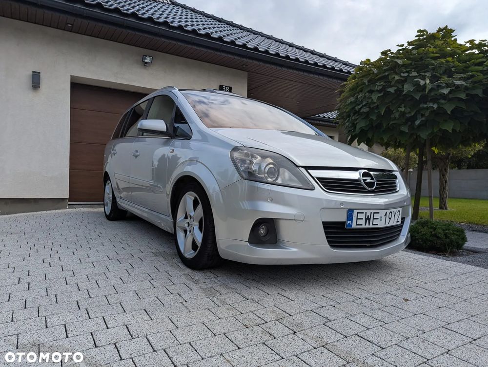 Opel Zafira 1.9 CDTI Automatik Edition - 10