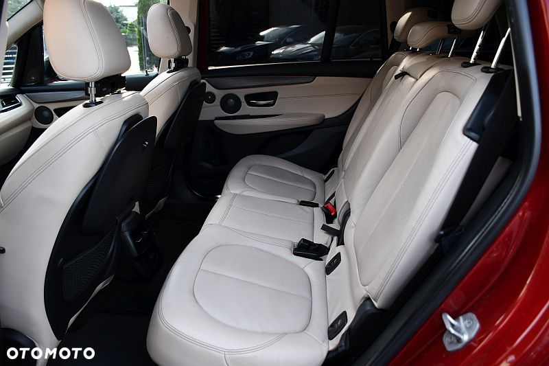BMW Seria 2 220d xDrive Sport-Aut Luxury Line - 22