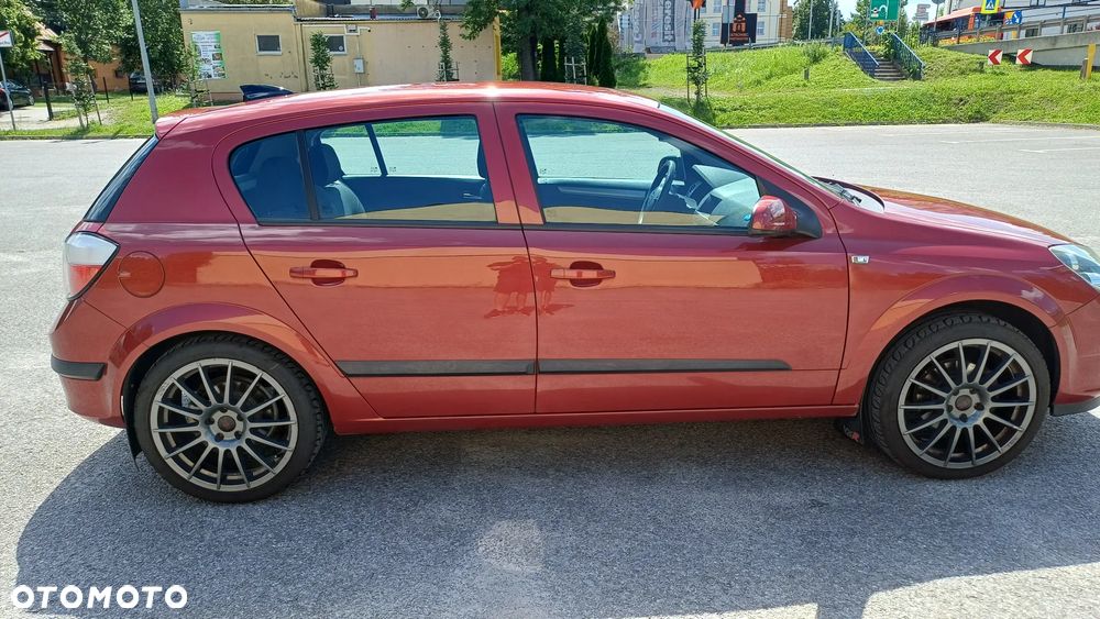 Opel Astra 1.8 Cosmo - 9