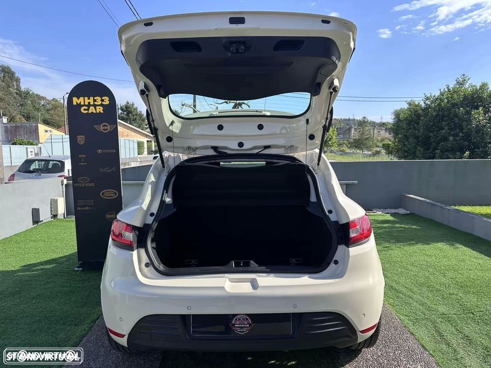 Renault Clio 0.9 TCe Limited Bi-Fuel - 17