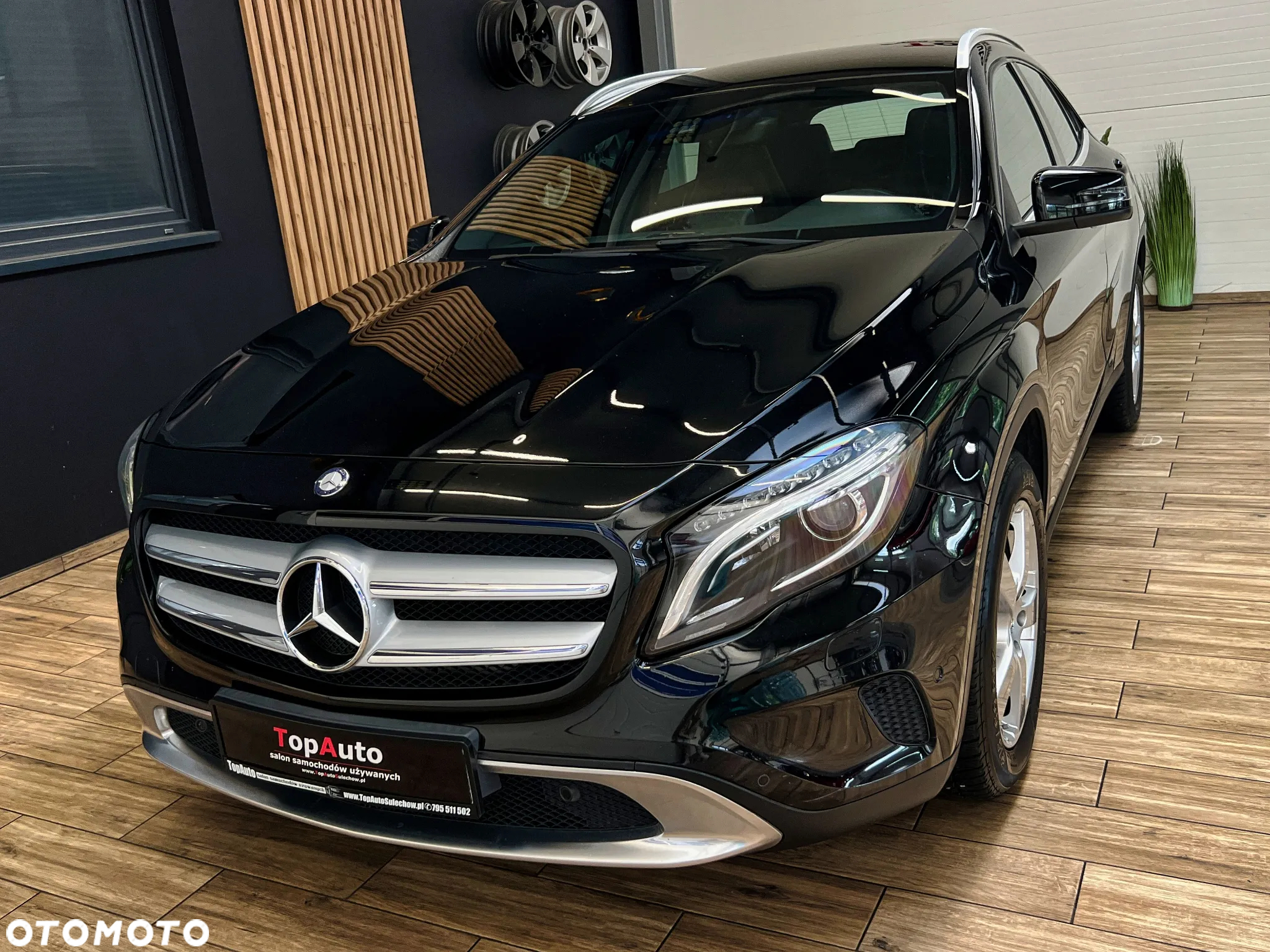 Mercedes-Benz GLA 250 7G-DCT - 14