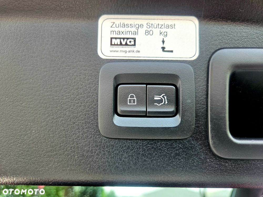 Mazda CX-30 SKYACTIV-G 2.0 M-Hybrid SELECTION - 32