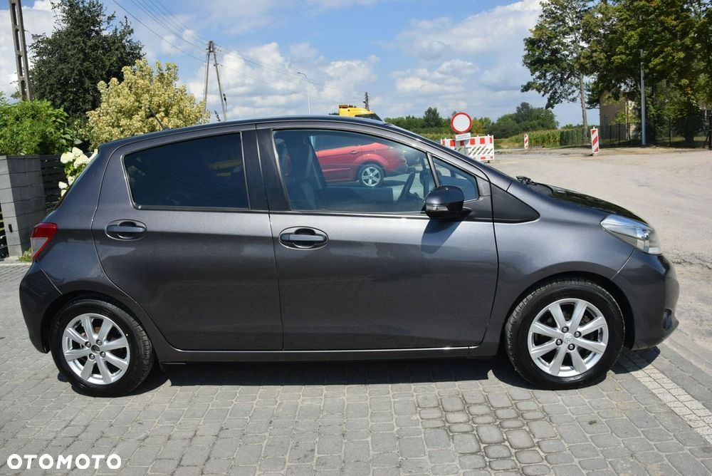 Toyota Yaris 1.33 Prestige - 9