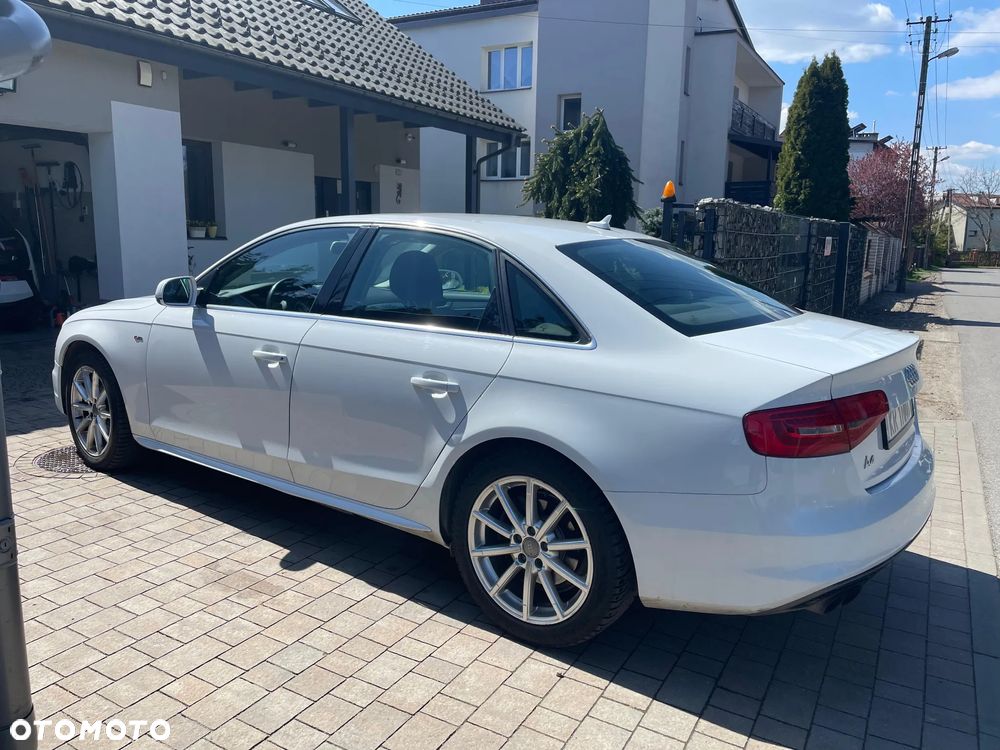 Audi A4 Limousine 2.0 TFSI Quattro S tronic - 5