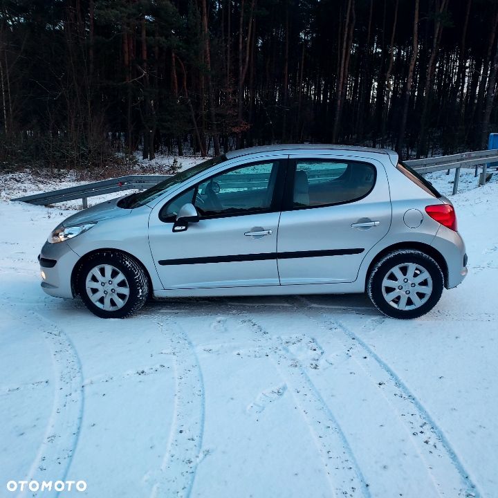 Peugeot 207 1.4 16V Presence - 8