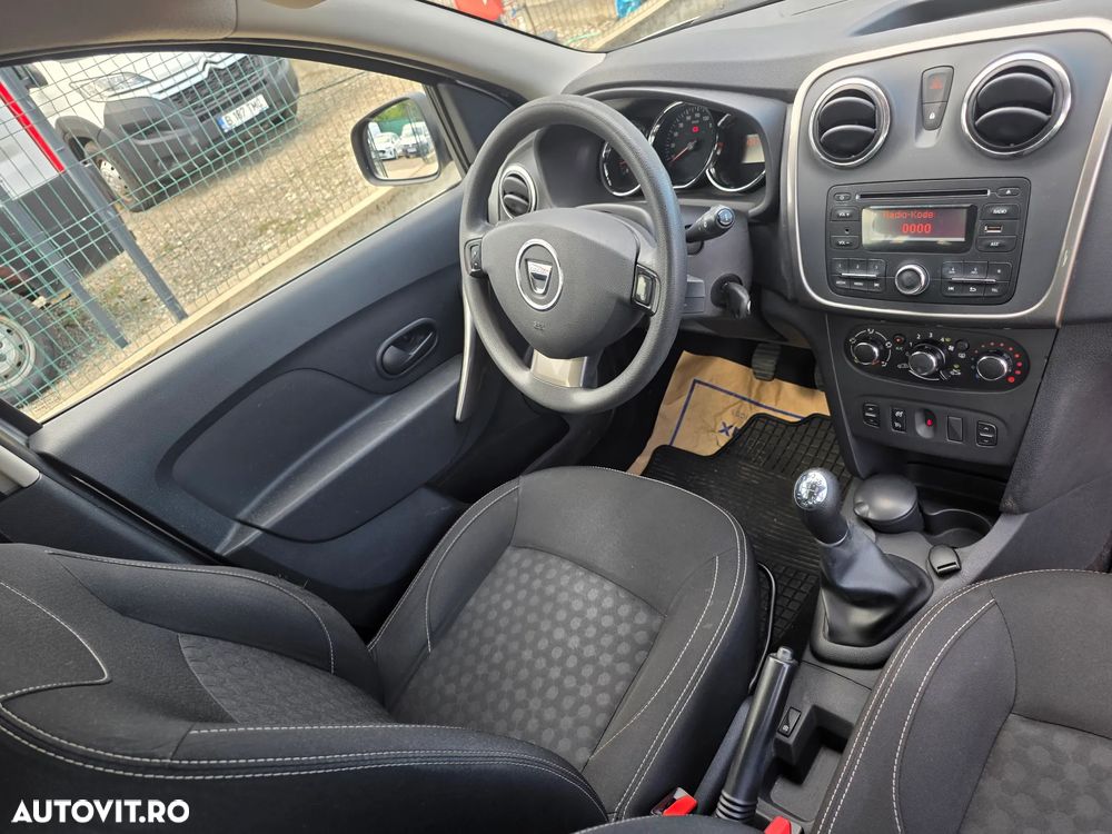 Dacia Logan 0.9 TCe Laureate - 25