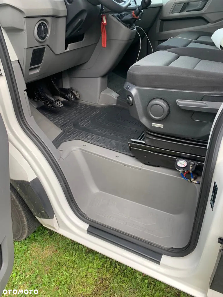 Volkswagen Crafter 10 EP 177KM 2019r - 9