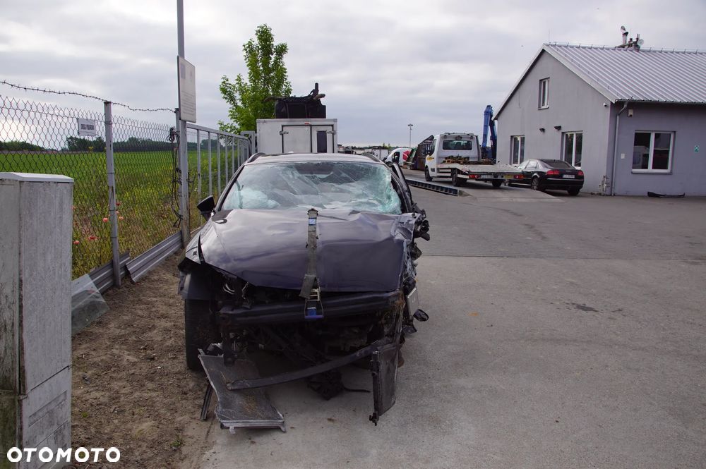 Auto na części - Seat Leon III ST Lift 1.6 TDI 90 KM DDY RSC L9YT 167 tys. 2018R Drzwi Lampy Klapa Szyby Felgi Relingi - 4