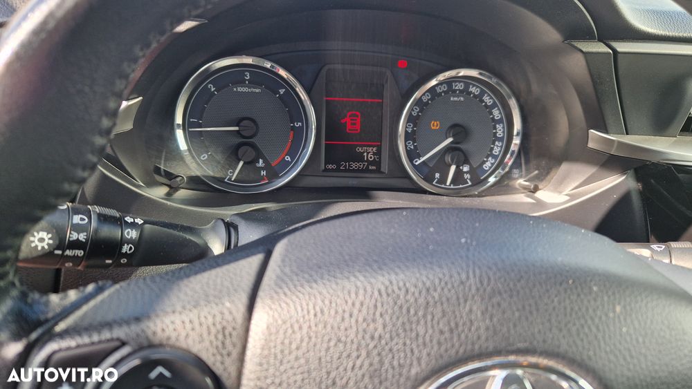 Toyota Corolla 1.4 D-4D Sol - 8