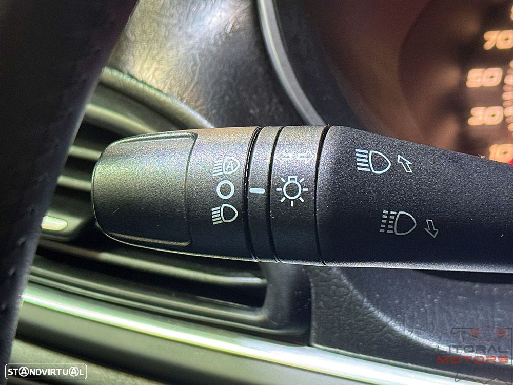 Fiat Tipo Station Wagon 1.3 M-Jet Lounge Tech - 23