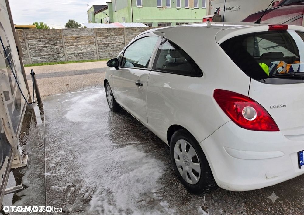 Opel Corsa - 2