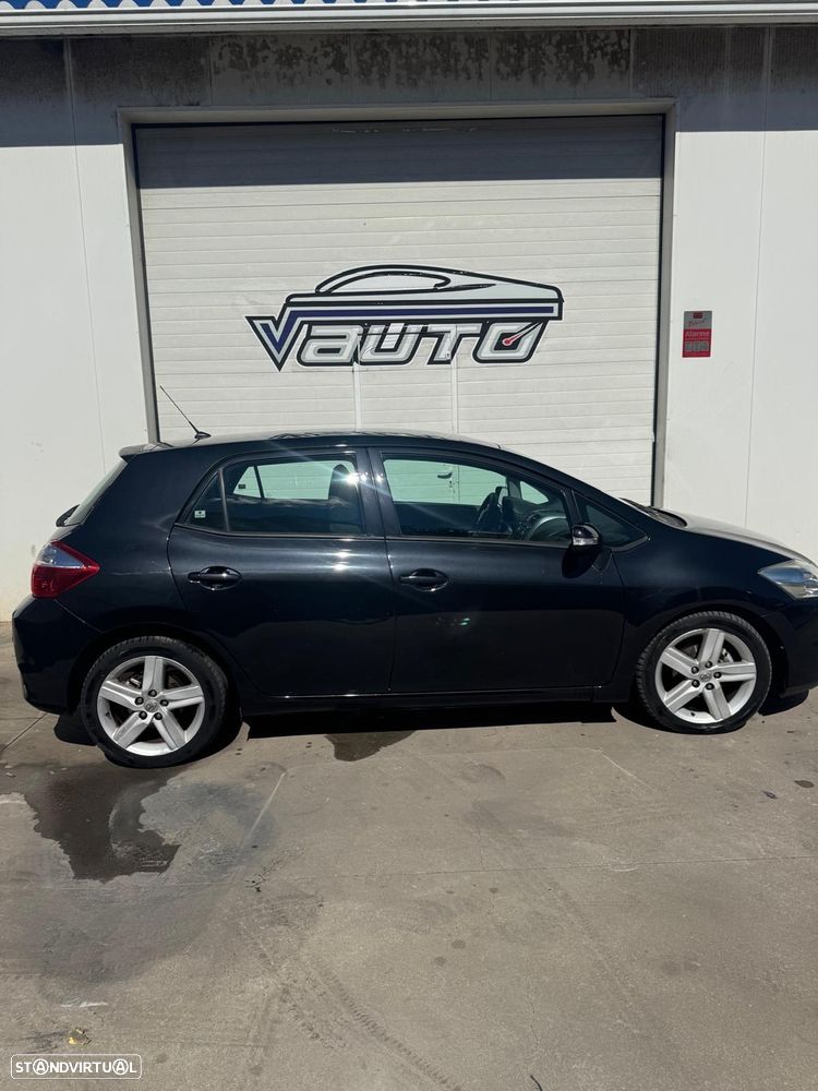 Toyota Auris 1.4 D-4D AC - 3