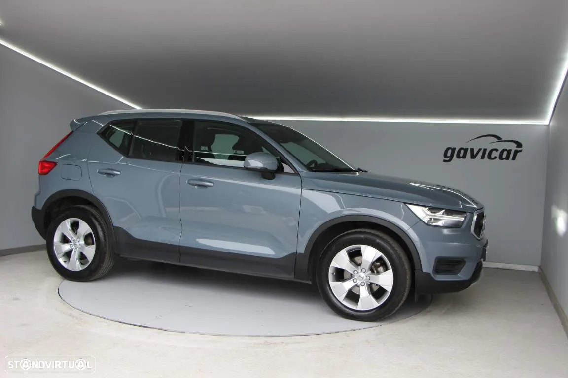Volvo XC 40 2.0 D3 Momentum Plus - 19
