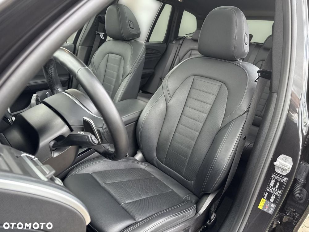 BMW X3 xDrive30e sport - 12