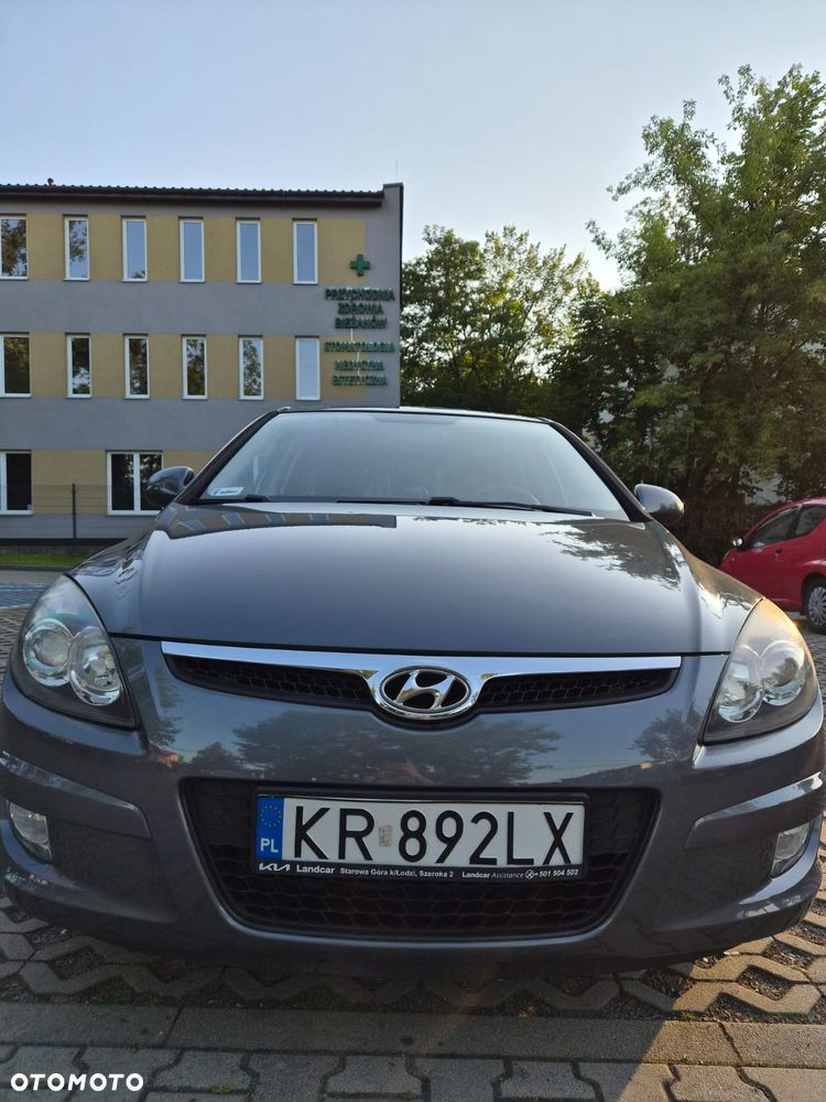 Hyundai i30 1.6 Comfort EU5 - 4