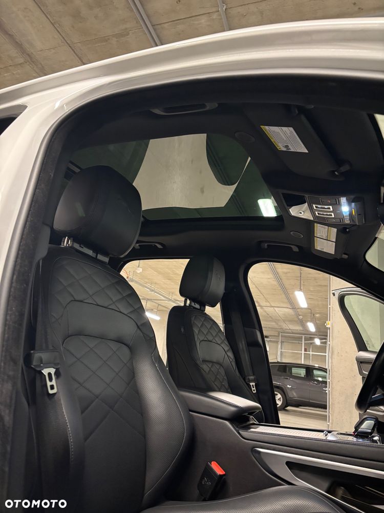 Jaguar F-Pace - 16