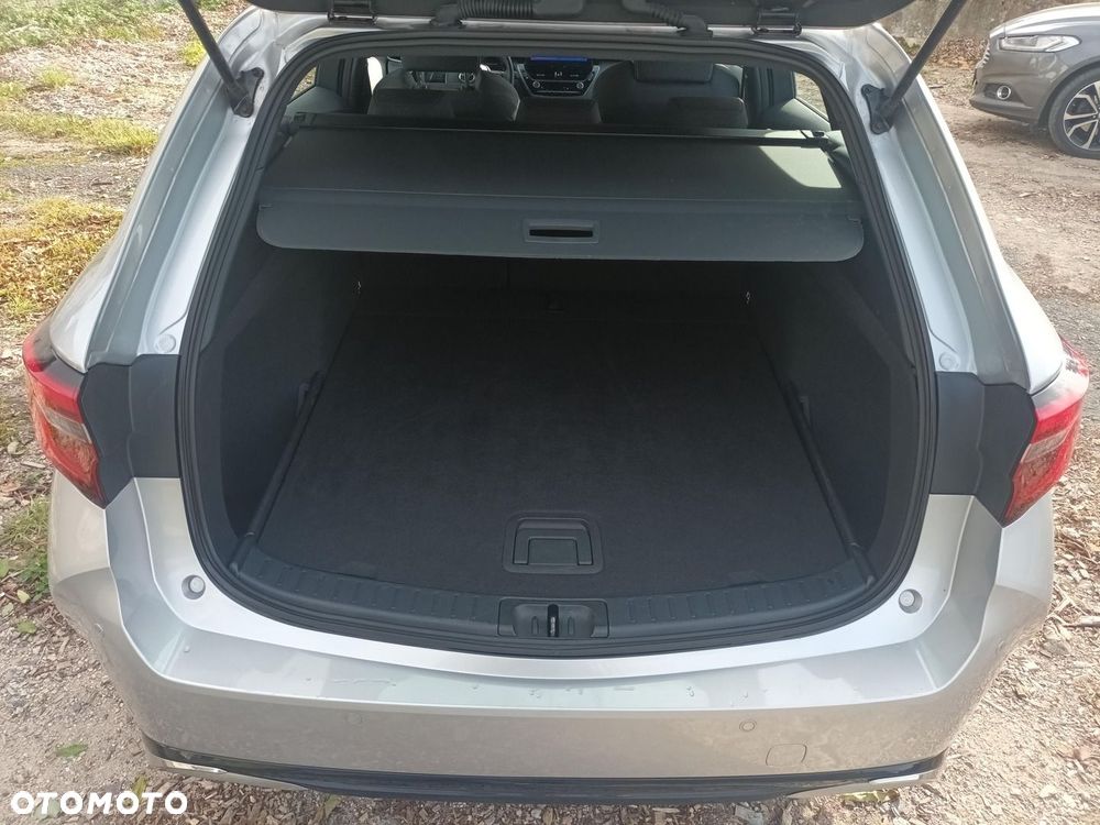Toyota Corolla 1.8 Hybrid Comfort - 11
