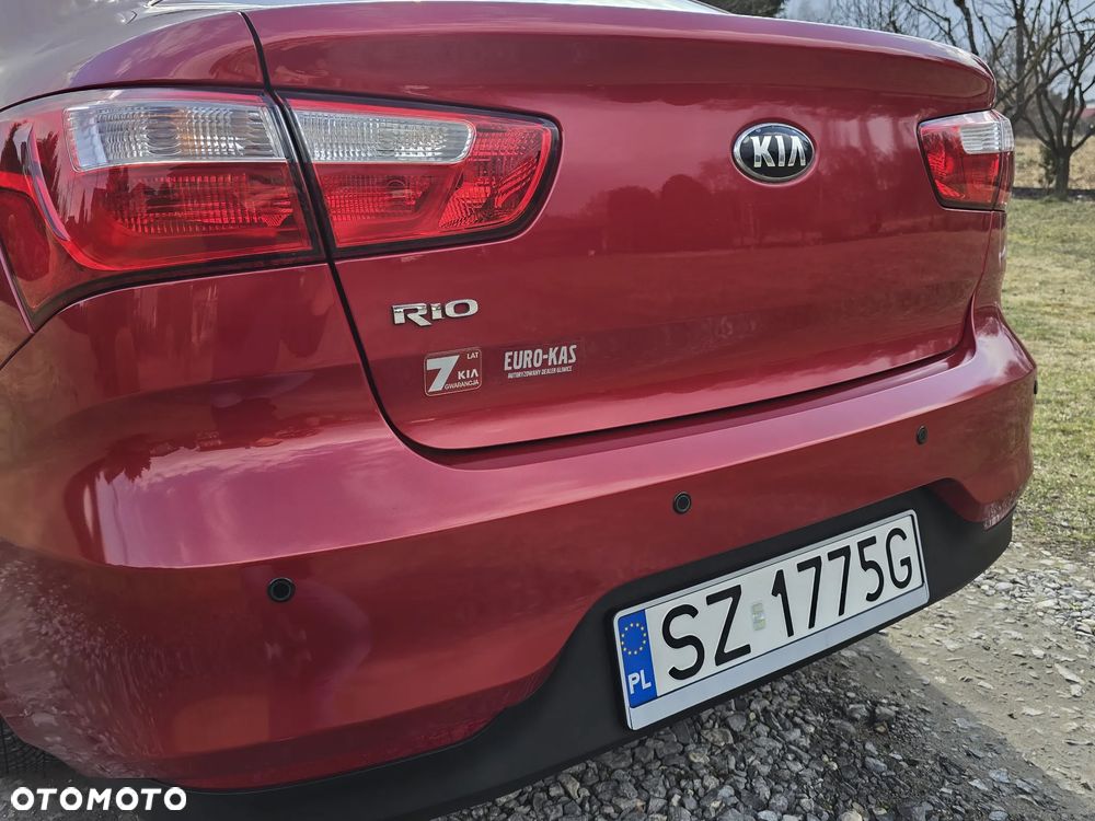 Kia Rio 1.2 L - 32