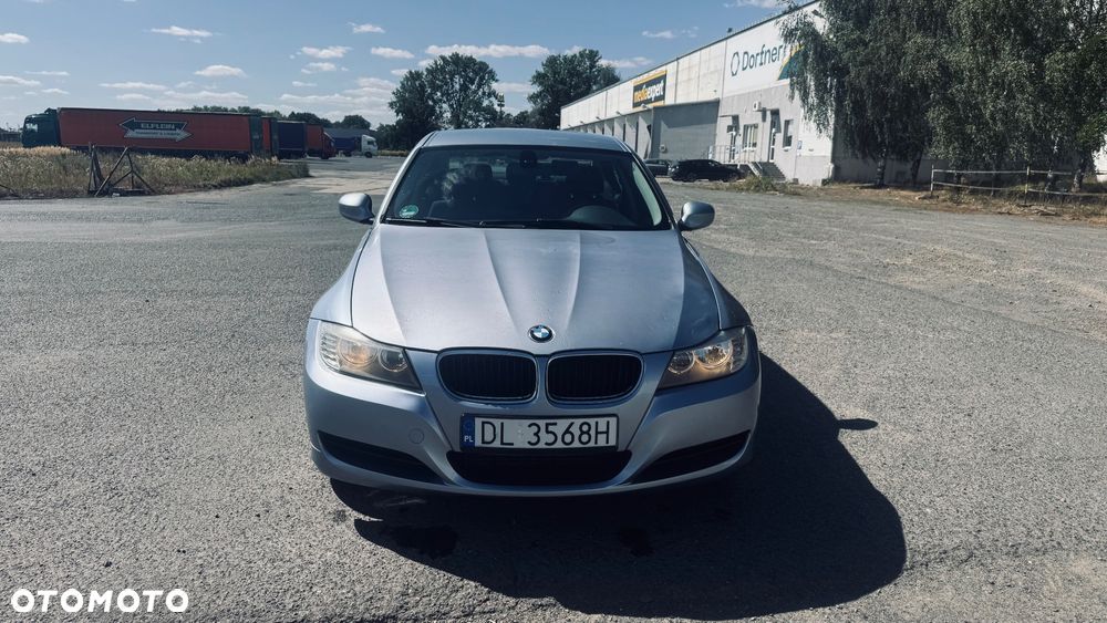 BMW Seria 3 - 12