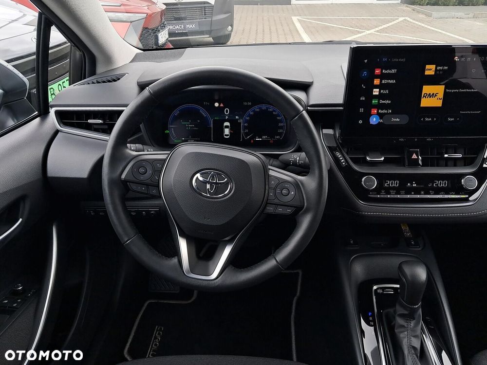 Toyota Corolla 1.8 Hybrid Style - 17