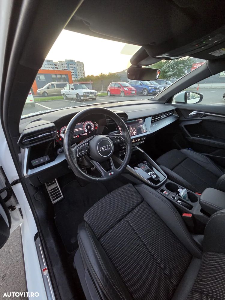 Audi A3 30 TFSI Sportback S tronic S line - 3