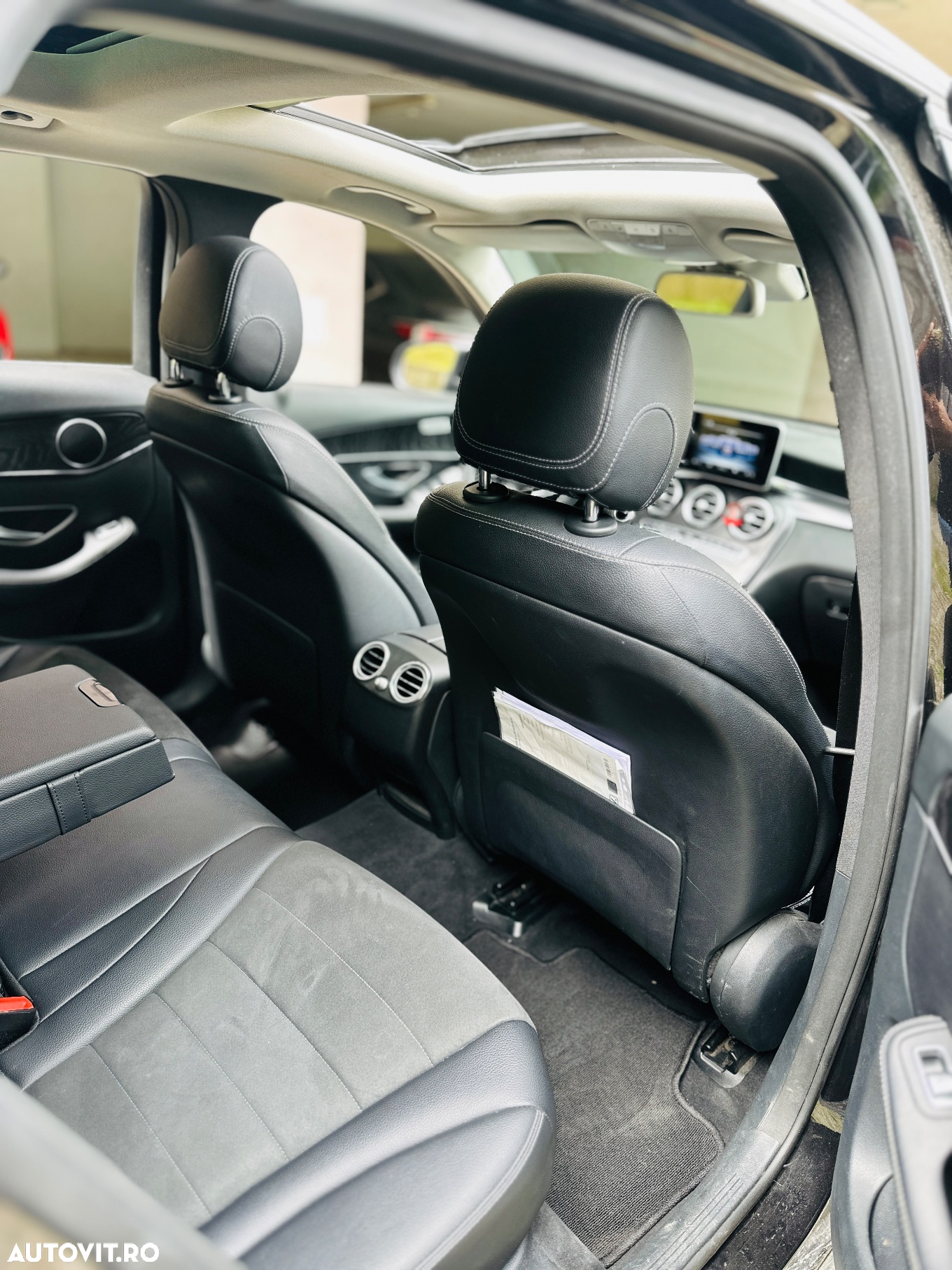 Mercedes-Benz GLC 220 d 4Matic 9G-TRONIC AMG Line - 10