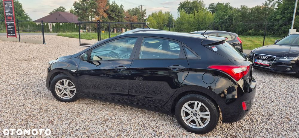 Hyundai i30 1.4 Classic - 10
