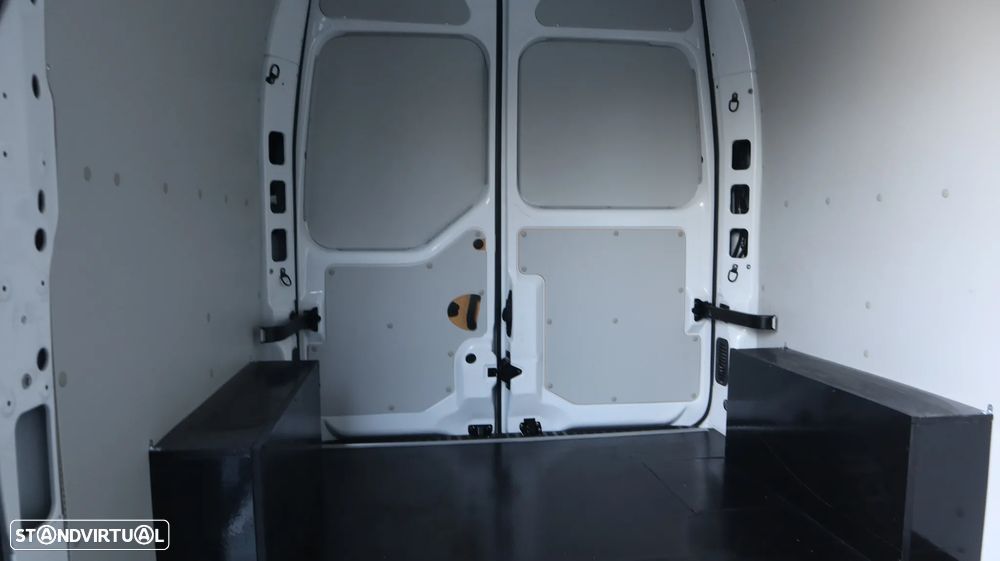 Renault Master 2.3 dci L2H2 110 - 7