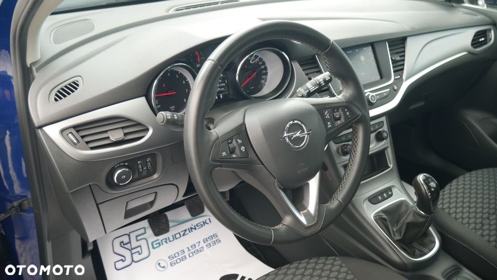 Opel Astra - 16