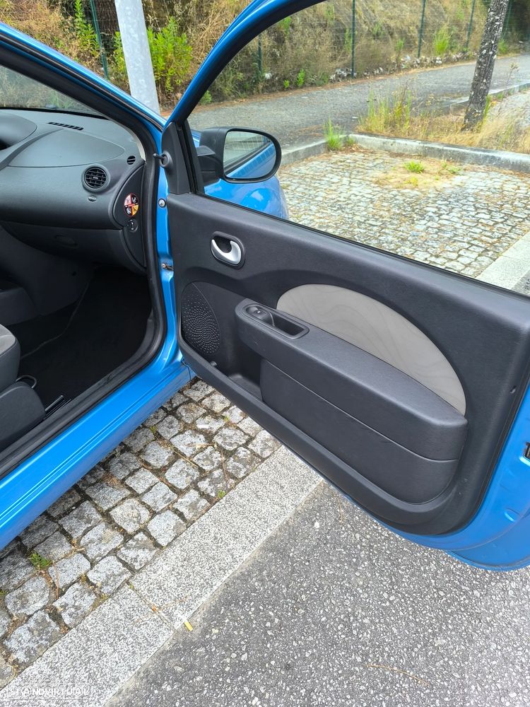 Renault Twingo 1.2 16V City - 20